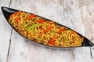Veg Chilly Garlic Noodles