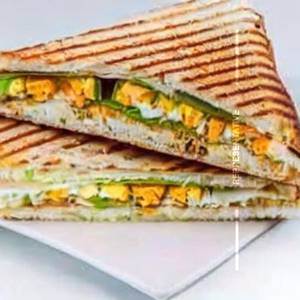 Tandoori Paneer Sandwich