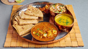 Medium Paneer Subzi Tiffin Thali