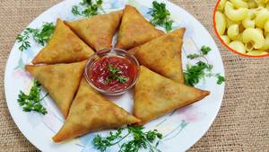 Macroni Samosa