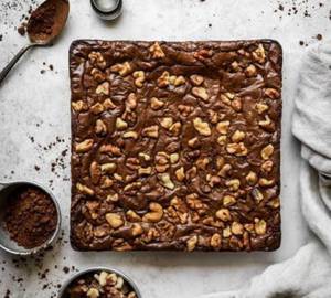 Almond and nuts [500 grams]