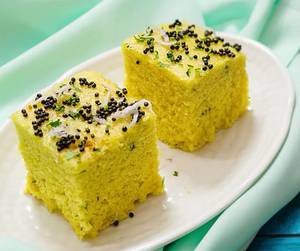 Dhokla [1 Piece]