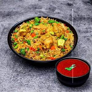 Kadhai Chicken & 
Veg Fried Rice

