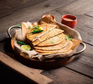 Paneer Paratha [Desi Ghee]