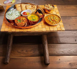 Veg Big Boss Tiffin Thali