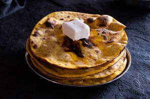 Makke Ki Roti (1 Pc)
