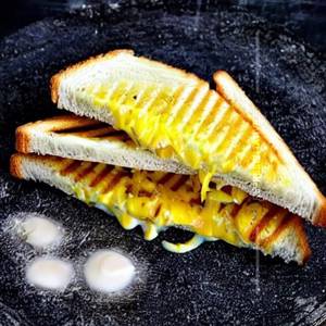 Egg cheese sandwich