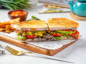 Blt Sandwich (bhurji, Lettuce & Tomato)