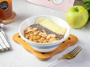 Superfood Detox Smoothie Bowl