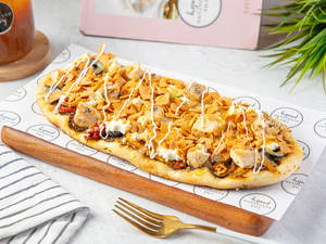 Chicken Catalan Flatbread