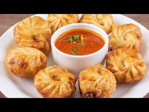 Veg fried momos [8 pieces]