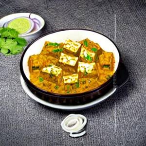 Matar Paneer