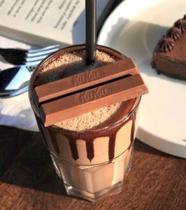 Kitkat shake  [300 ml]