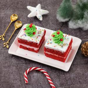 Christmas Red Velvet Pastry Duo