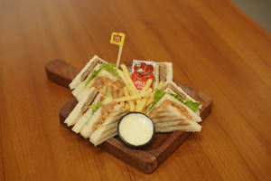 Safari Club Sandwich