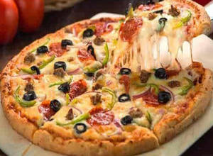 Chicken Volcano Pizza