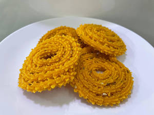 Round Chakli