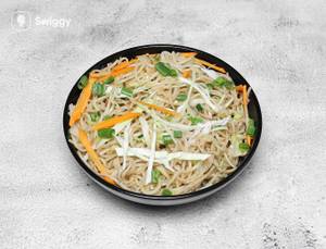 Veg Hakka Noodles