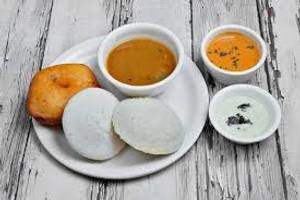 Idli (2) Vada(1) Chutney Sambar