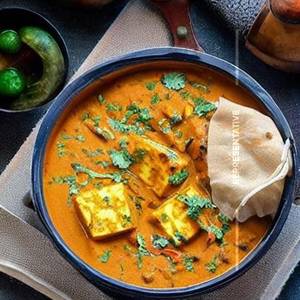 Dhuandaar Paneer Butter Masala