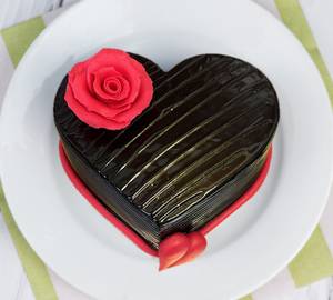 Heart Shape Cake 500gm