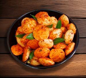 Mini podi idli (15 nos ) with sambar chutnei