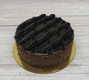 Chocolate Brownie Celebration Cake (1/2 kg)