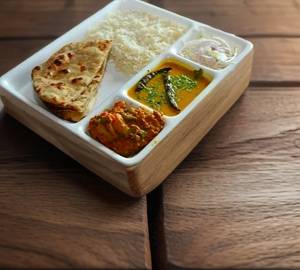 Matar Paneer Thali