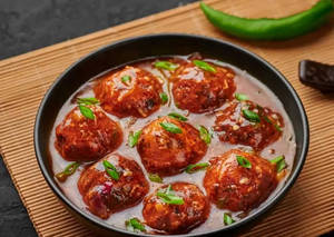 Veg. Manchurian (gravy)