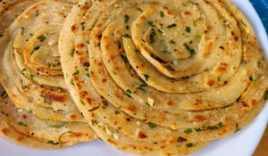 Mirchi Garlic Lacha Parantha