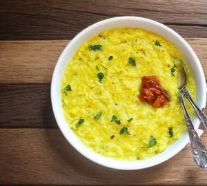 Plain Khichdi With Chokha + Papad + Aachar