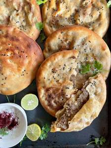 Chicken Keema Naan