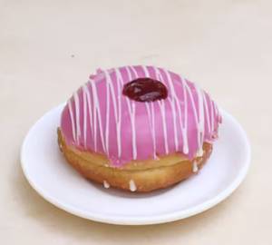 Raspberry doughnut