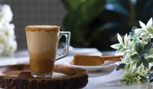 Cafe Lotus Biscoff Latte