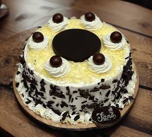 Eggless Black Forest Cake[500g]