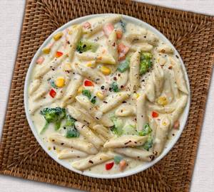 White Sauce Pasta - Chicken