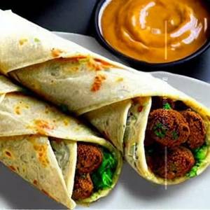 FALAFEL EGG ROLL