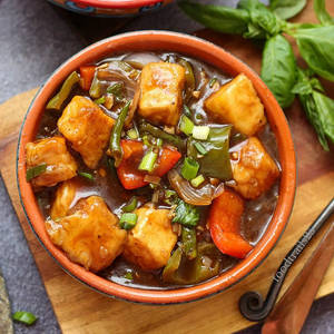 Chilli Paneer (gravy)