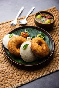 Idli Vada Sambhar