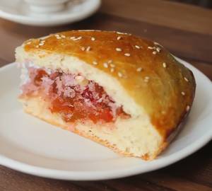 Coconut Bun