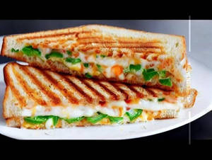 Cheese Chilli Grilled Sandwich