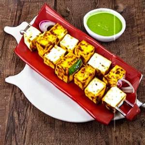 Cheese Paneer Tikka Masala (Red Gravy)