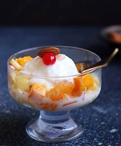 Fruit Salad With Icecream