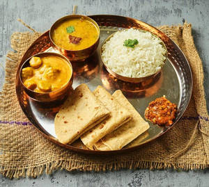 Gatte Ki Subzi Full Meal