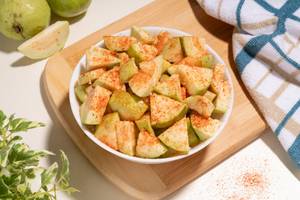 Masala Guava Bowl (300 Gms -325 Gms)