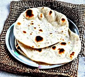 Plain tawa roti