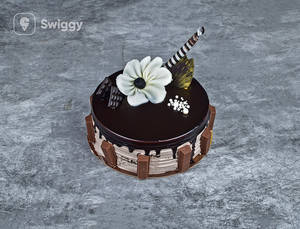 Kitkat Half-kg Cake