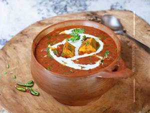 Paneer Handi (Brown Gravy)