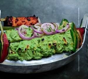 Hariyali tikka dry