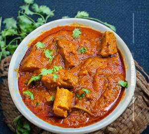Tawa Soya Chaap Curry